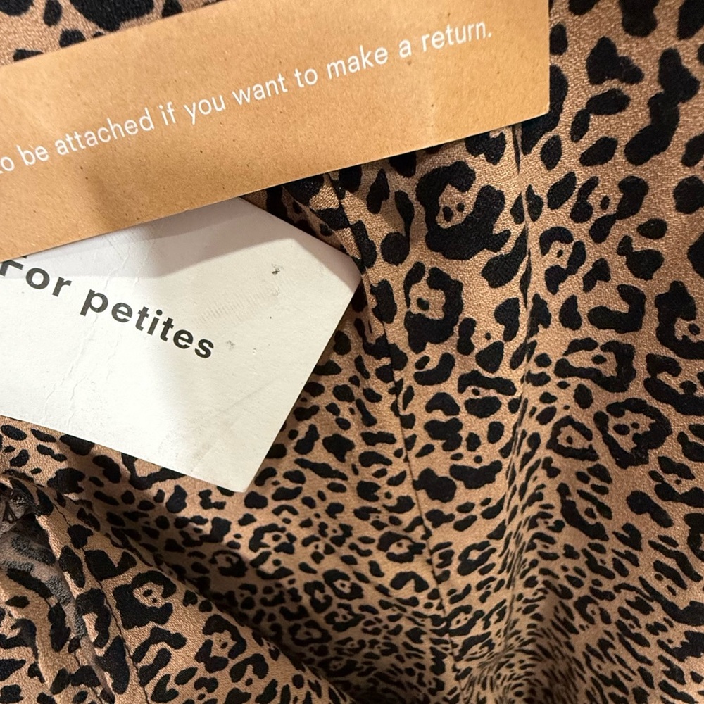 NWT Reformation Bates Dress in Bengal size 2P - Picture 5 of 5